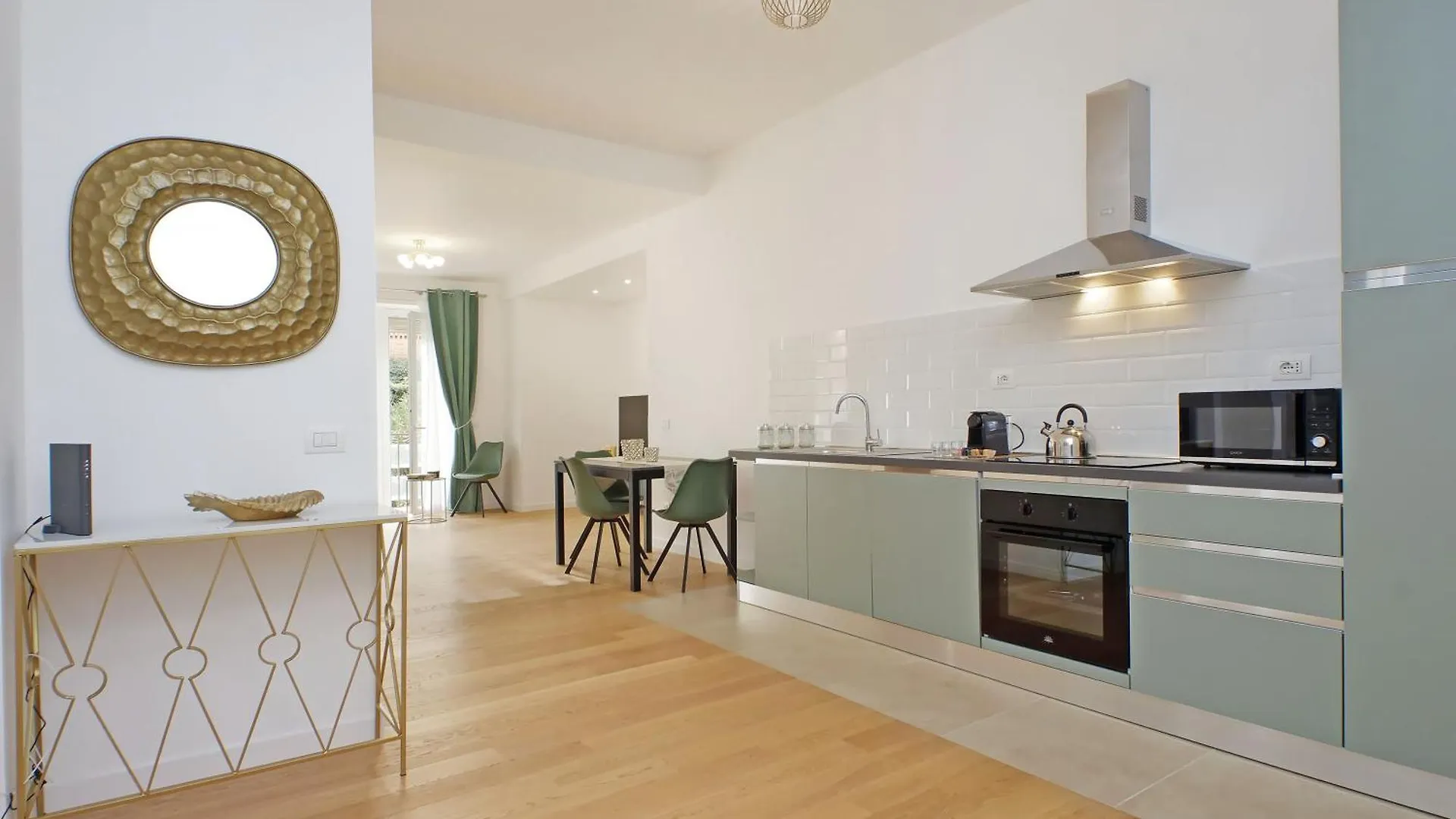 Graceful Apartment Near St Peter Metro 100 Mt Rome