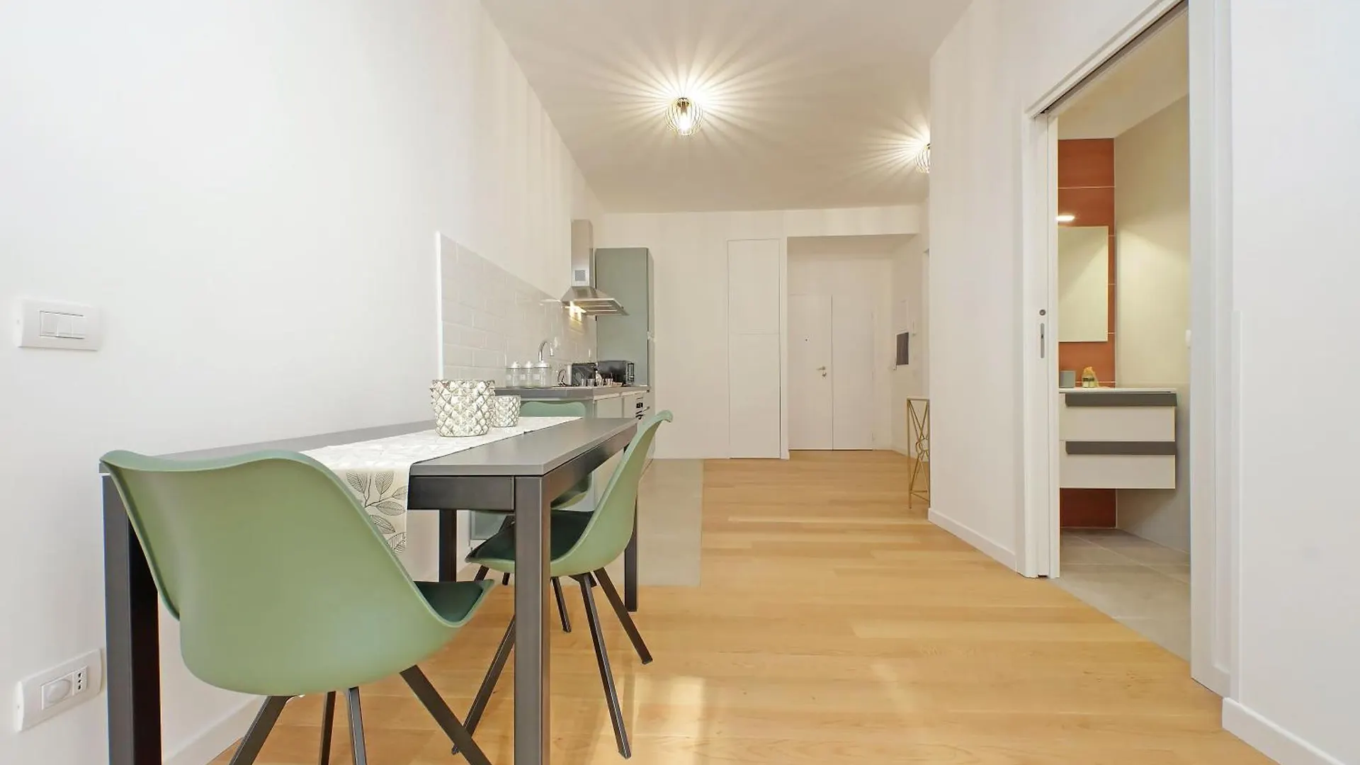 Graceful Apartment Near St Peter Metro 100 Mt Rome