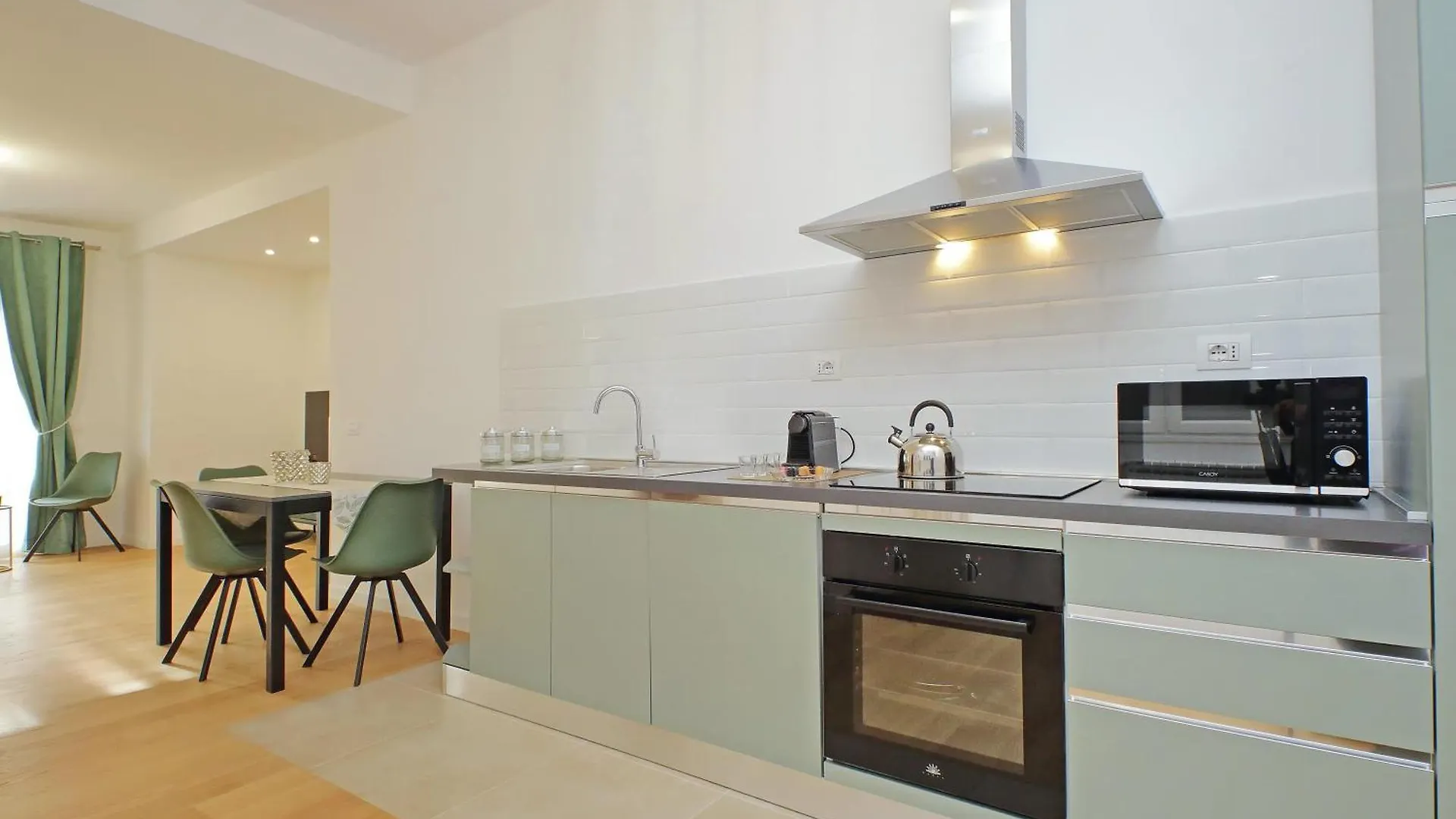Graceful Apartment Near St Peter Metro 100 Mt Rome